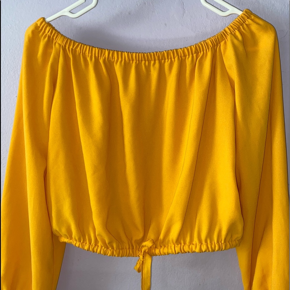 🆕NWOT Beautiful Wilfred Aritzia Off should…